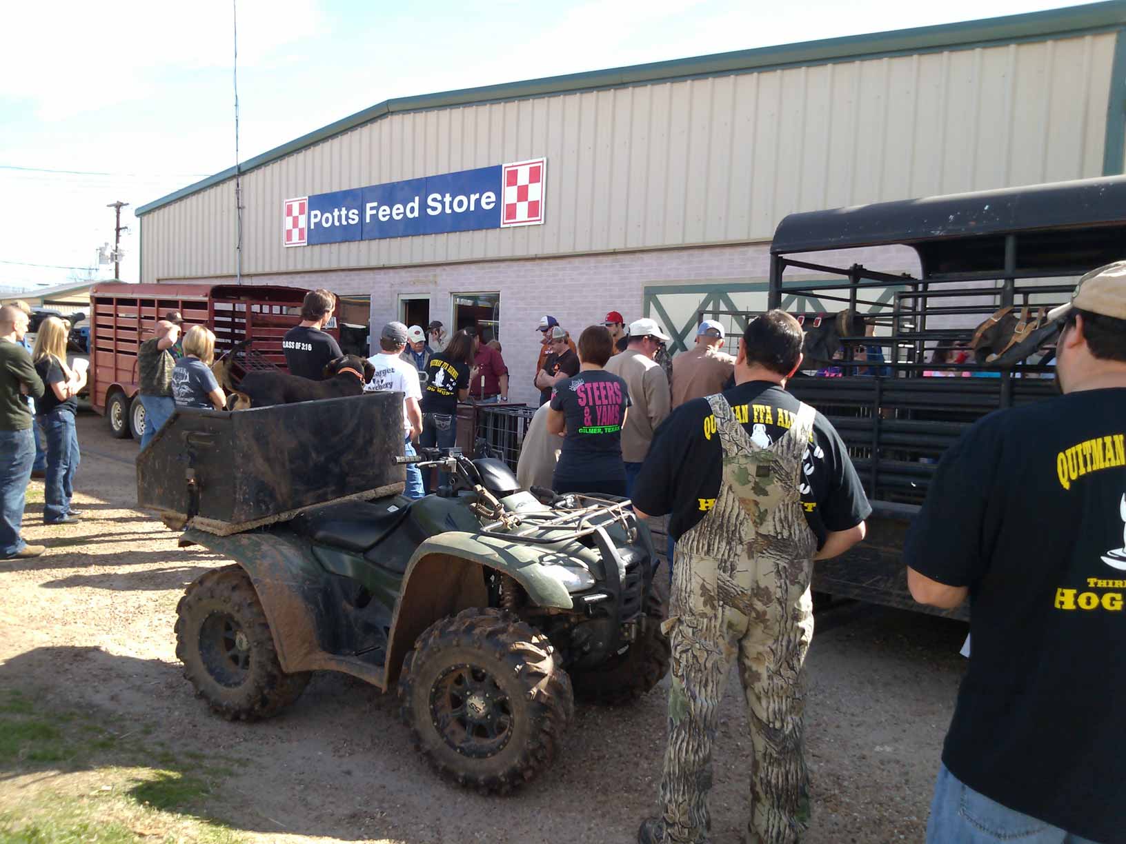 Potts Feed Store Hog Hunt WeighIn 2313 At Potts Feed Store Quitman
